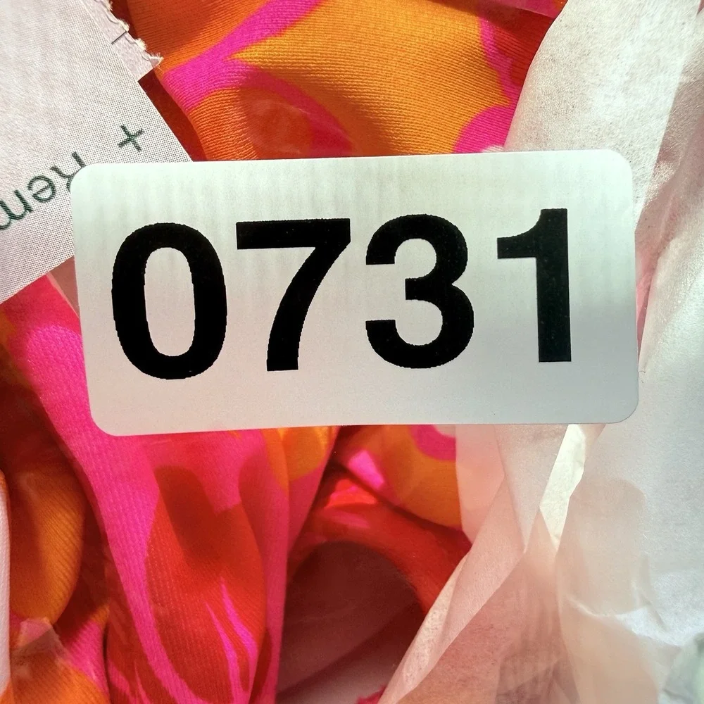 NWT Wild Fable Tropical Floral Bikini Swimsuit Top Womens L Pink Free Bottoms - Picture 11 of 11